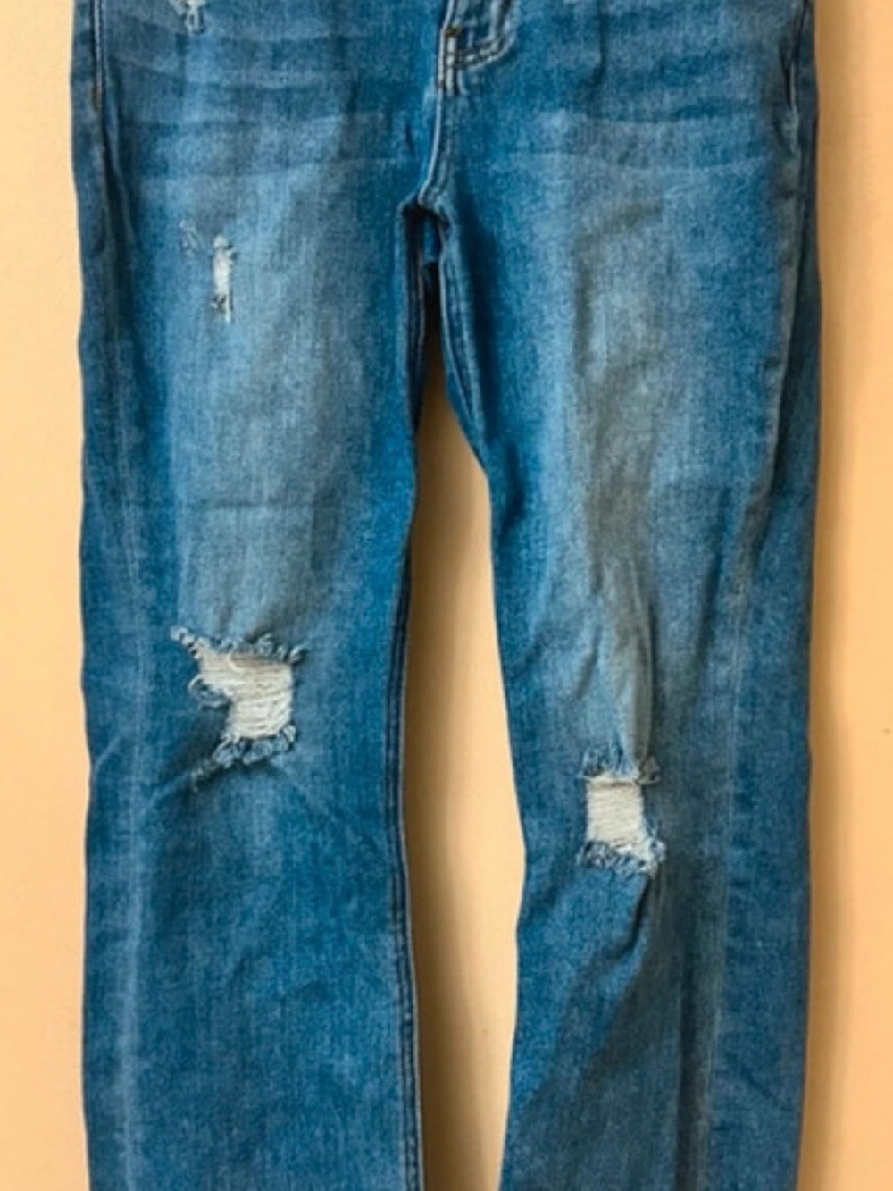 Vervet distressed jeans